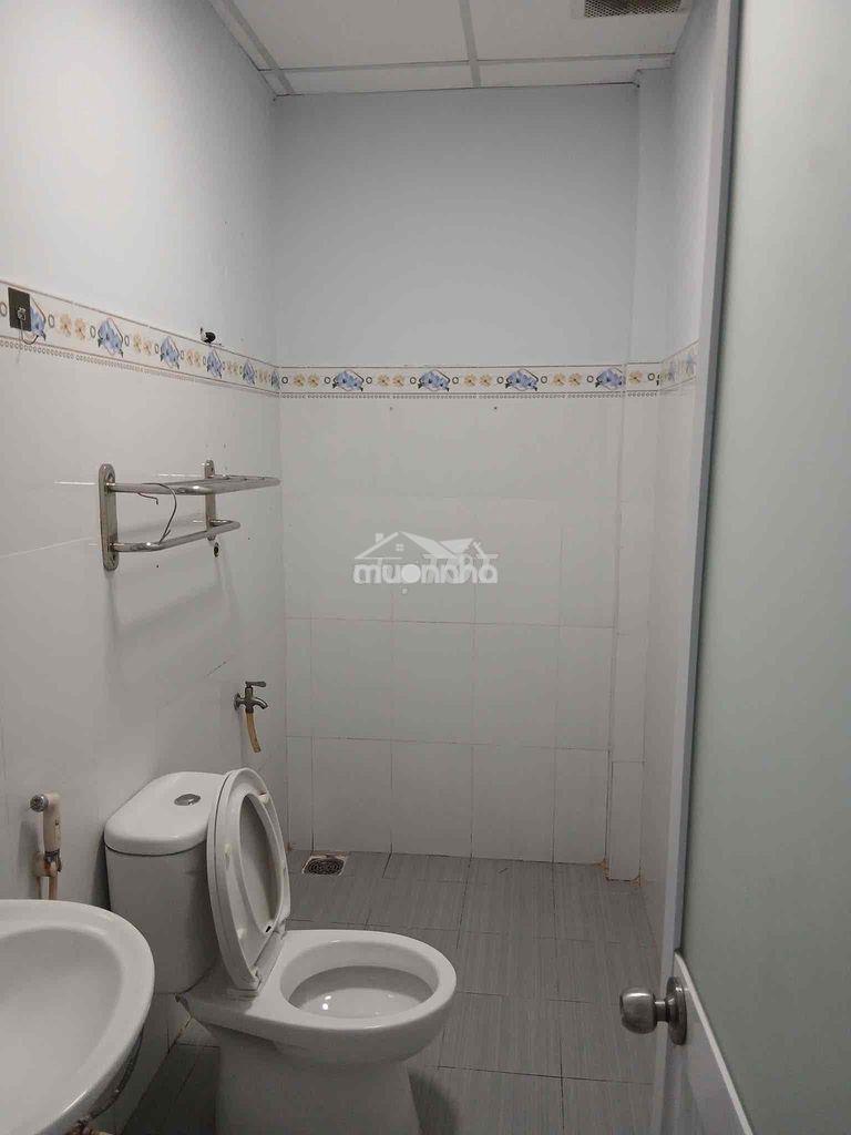 Nhà cho thuê giá 8 triệu 165m 1tret 1 lầu 3phong - 3