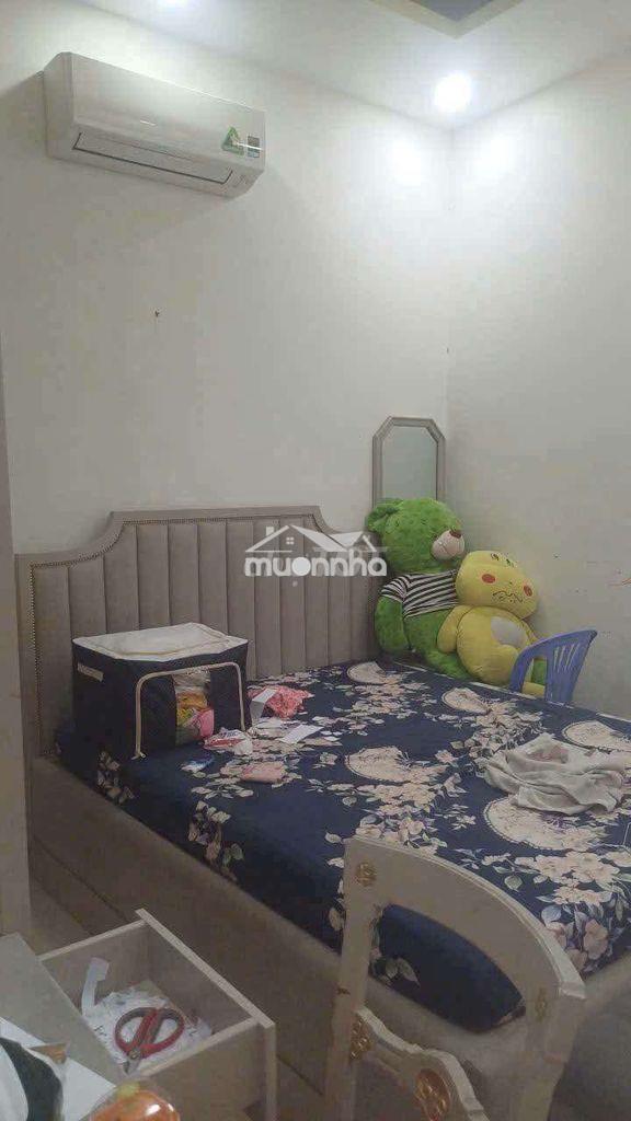 Nhà 2 lầu sân xe hơi gần đường trần hưng đạo  - 4
