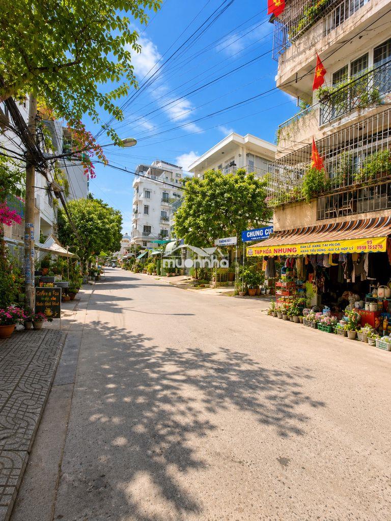 Bán chung cư gần 60m2 - lầu 1 -có nhà xe -nguyễn xí giao phạm văn đồng