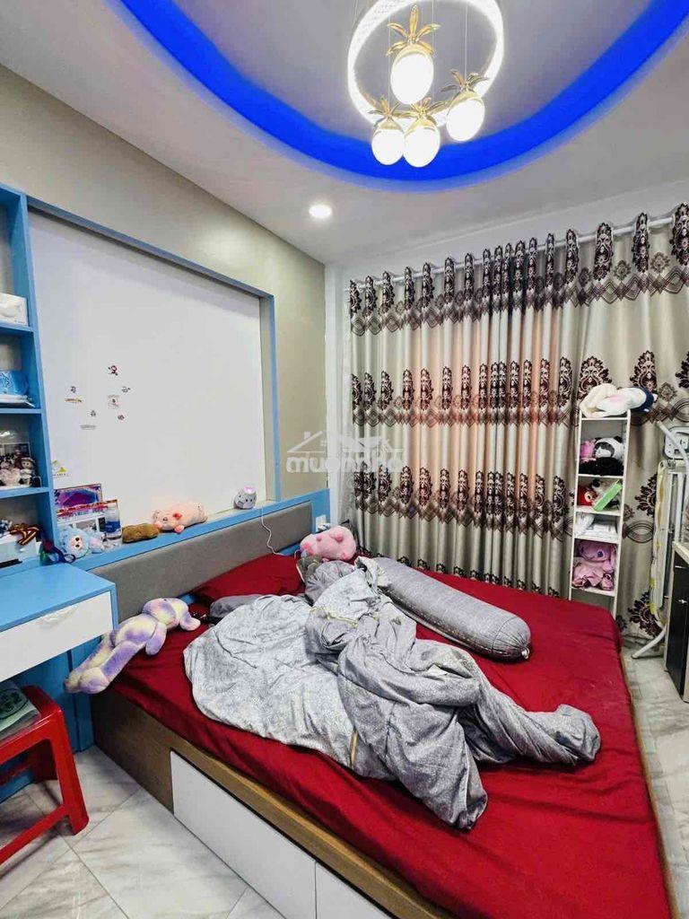 Hẻm ô tô - nguyễn ngọc lộc quận 10 - 37m2 5 tầng - 8 tỷ 3 - 4