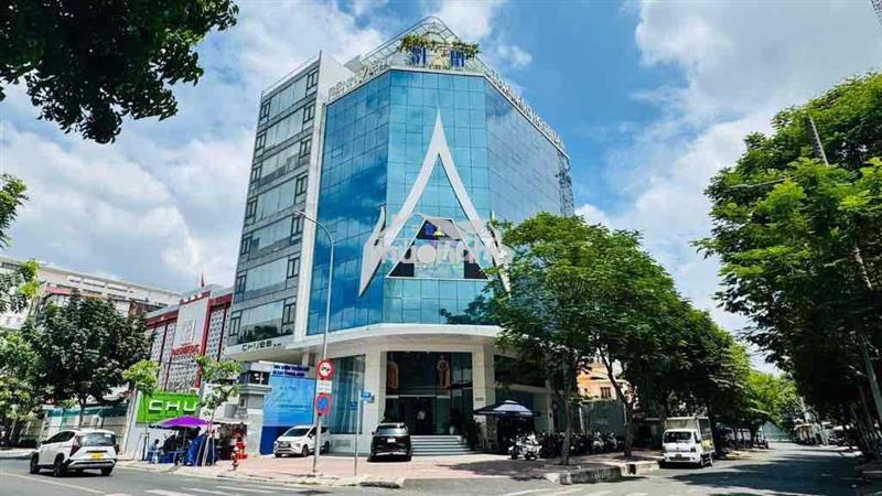 🏢 Cho thuê tòa nhà góc 2 mặt tiền – đường cách mạng tháng tám, quận 3