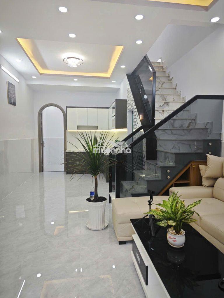 Nhà hẻm xe hơi tỉnh lộ 10, giáp quận 6,  dtsd: 120m2. chỉ 4.9ty - 4