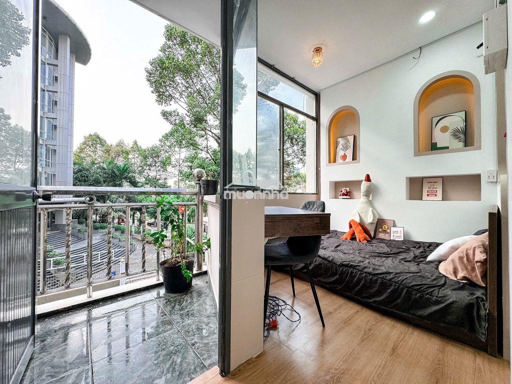 Cho thuê căn hộ quận 1 gần cầu thị nghè, có ban công, máy giặt riêng - 2