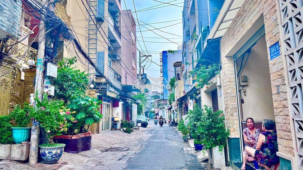 Bán nhà trường chinh- 8,2 tỷ- 50m2- ngang 4,5m2. - 3
