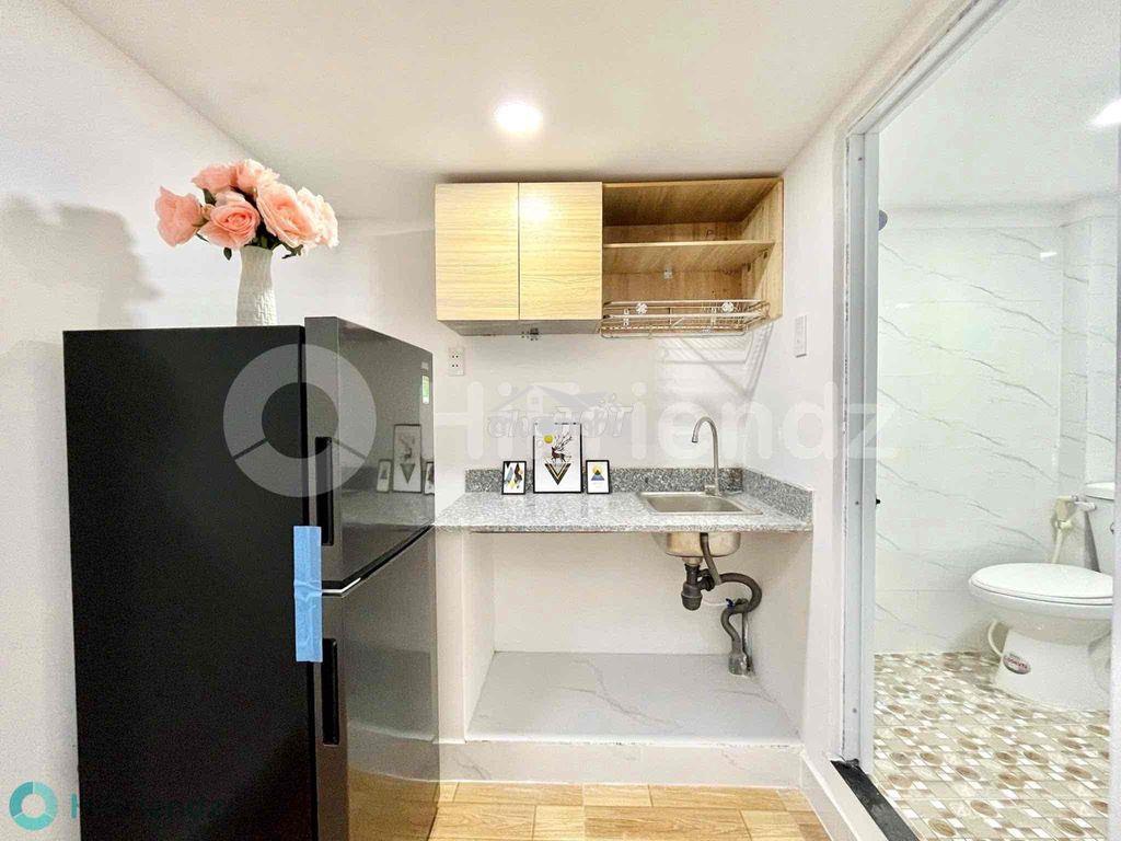 Duplex cho thuê free 2 xe, mặt tiền hùng vương quận 5, cọc 1 tháng - 3