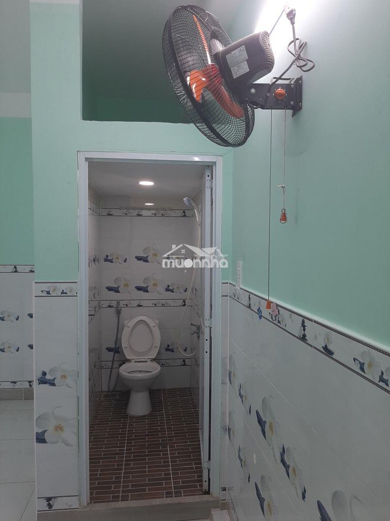 Phòng trọ chính chủ sạch sẽ thoáng mát, hiện đại, có chỗ để xe  - 4