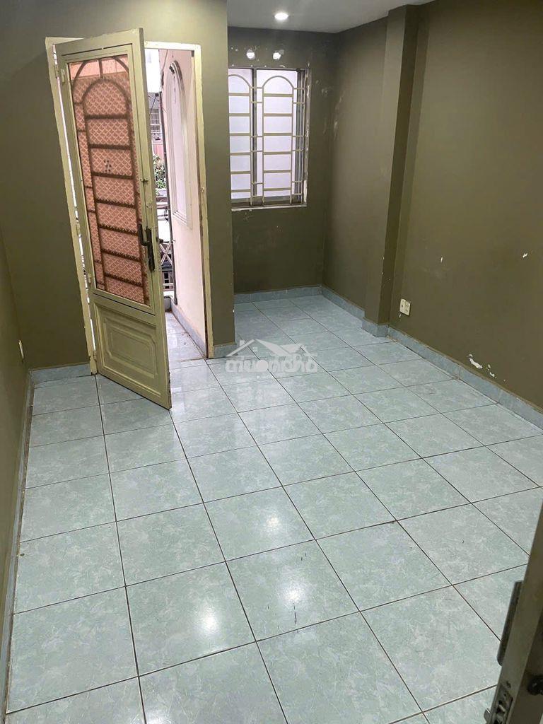 Nhà 4pn hẻm xe hơi cao  thắng quận 3 - 4