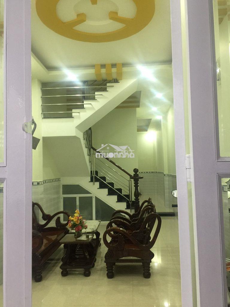 Cho thuê nhà 3pn đầy đủ tiện nghi tại  48 hoàng lê kha, p9, q6,tphcm