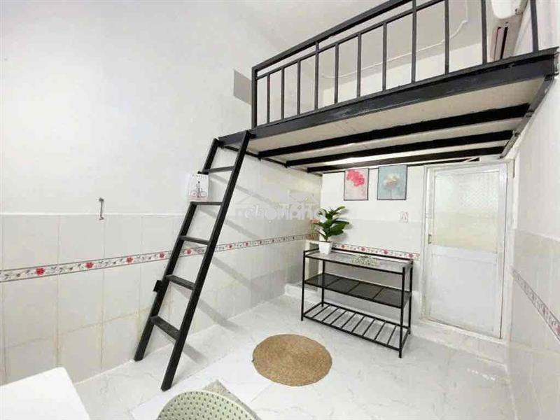 Cho thuê phòng có gác giá siêu rẻ ngay lê văn qưới ngã tư bốn xã