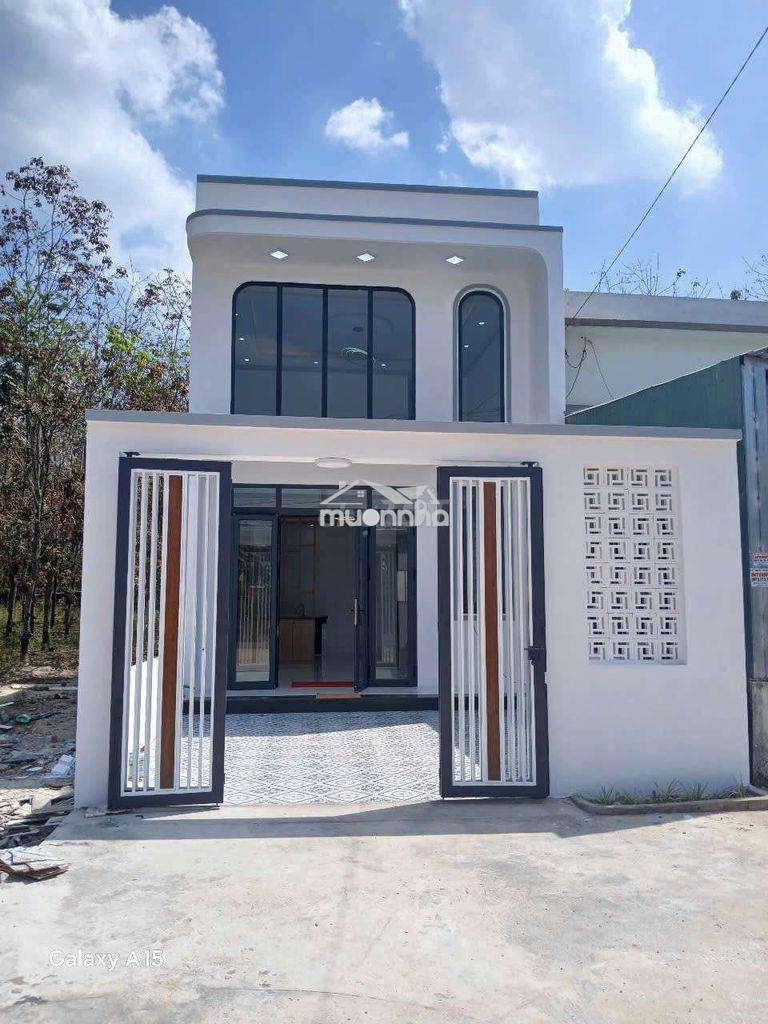 Bán nhanh căn nhà 1 trệt 1 lửng sát chợ chánh lưu