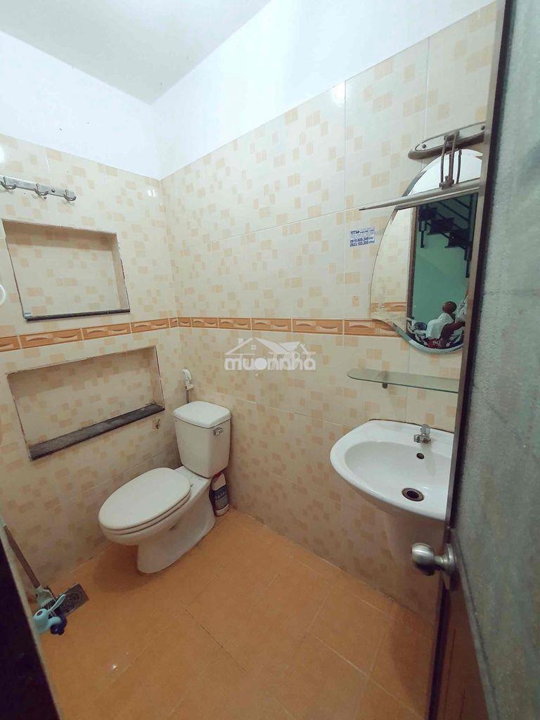 Phòng gác - phú nhuận - gần sân bay, quận 3 - 3