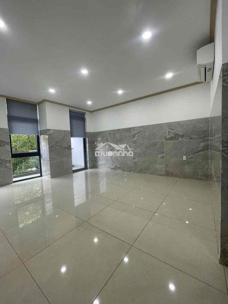 Cho thuê văn phòng khu đô thị vạn phúc 7,7 triệu/tháng - 2