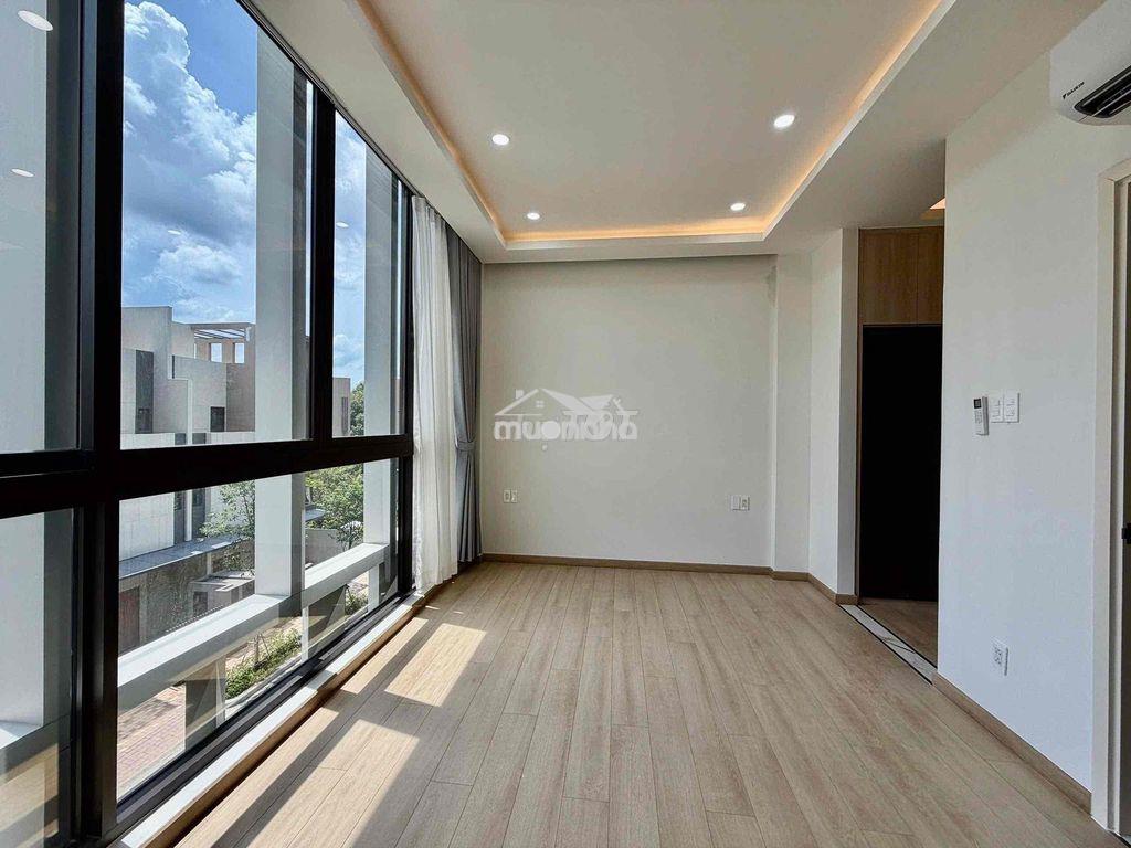 Nhà phố the orchard 4pn giá 37 triệu/tháng - 2