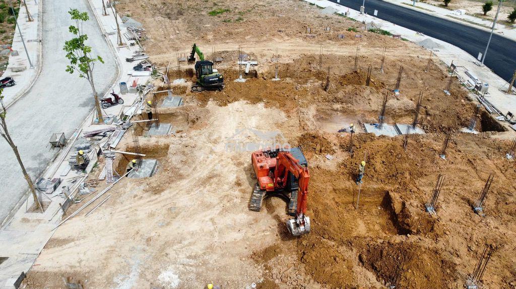 NHÀ MỚI 1 TRỆT 2 LẦU HOÀN THIỆN TP BẾN CÁT 2TY3 - 3