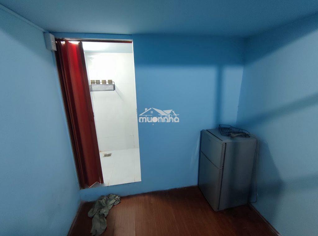 Mình còn phòng nhỏ cho dân văn phòng và người đi làm tại quận 10 - 3