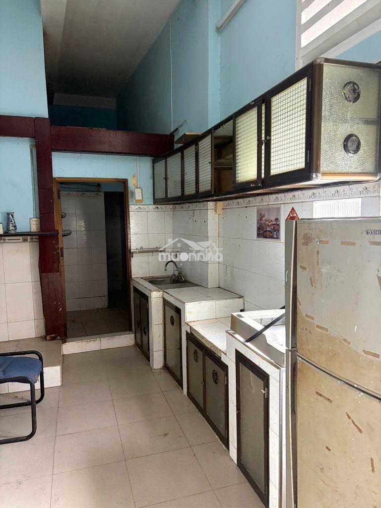 Cần bán nhà gấp đường điện biên phủ 651/2 - 3