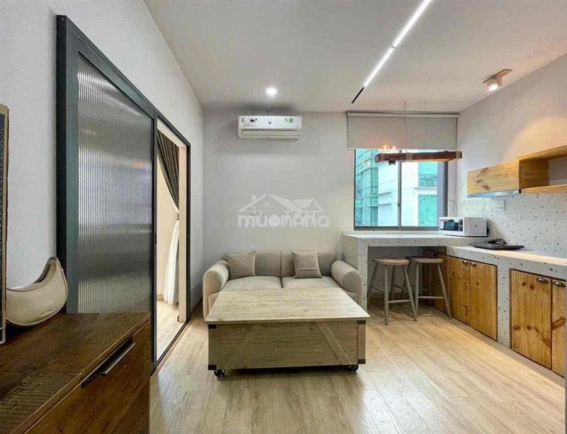 Cho thuê căn hộ dịch vụ 1 phòng ngủ ban công, gần tdtu, lotte , vivo
