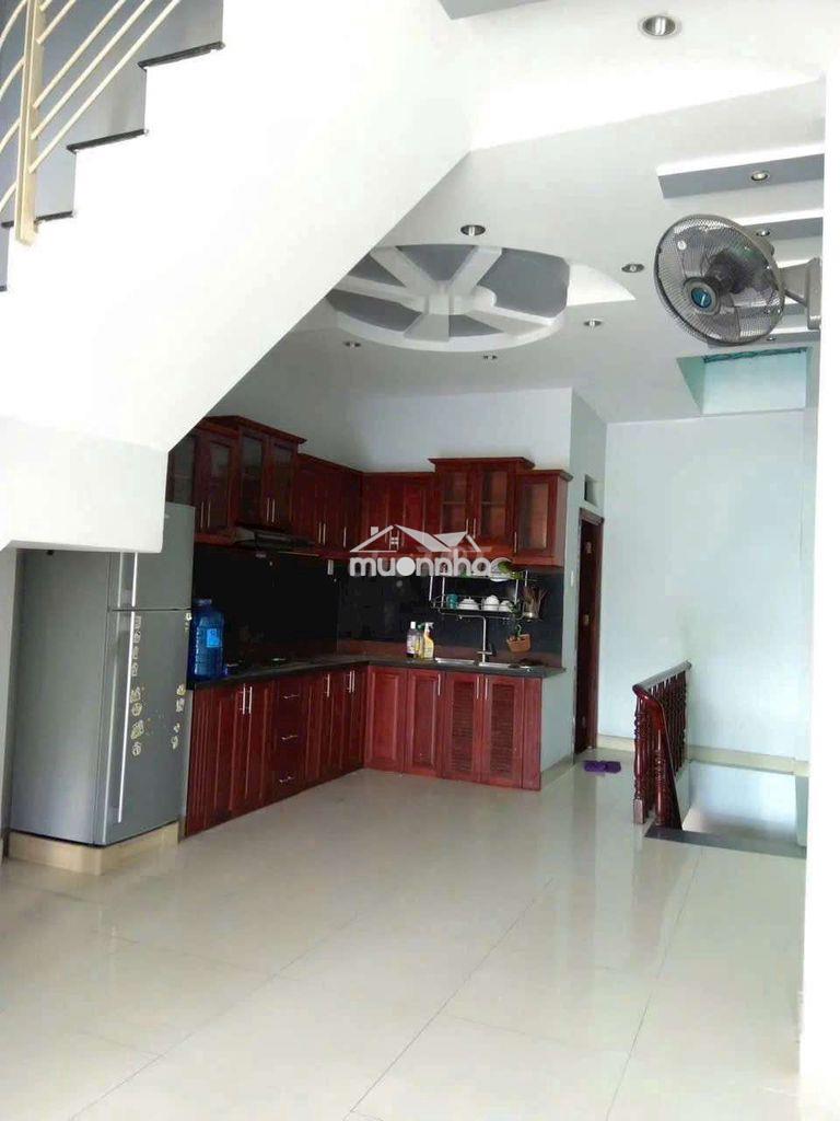 Cần cho thuê nhà đs 28  - 3