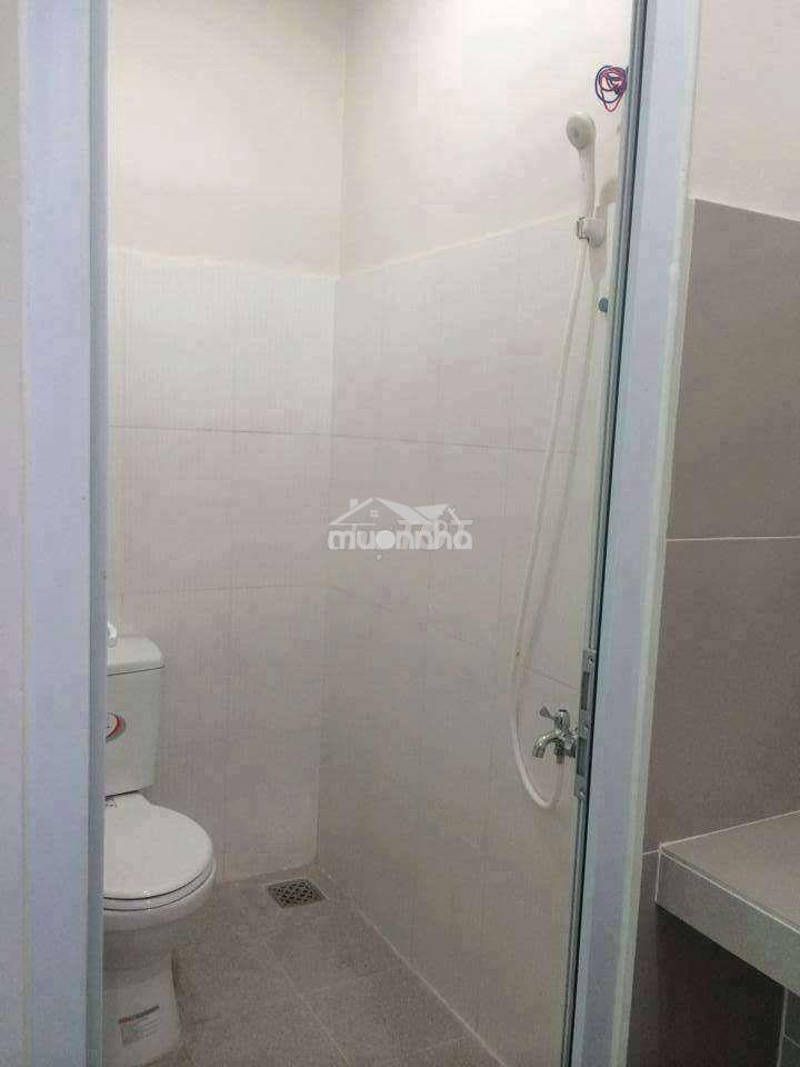 Phòng trọ máy lạnh chợ nhỏ lê văn việt - 4