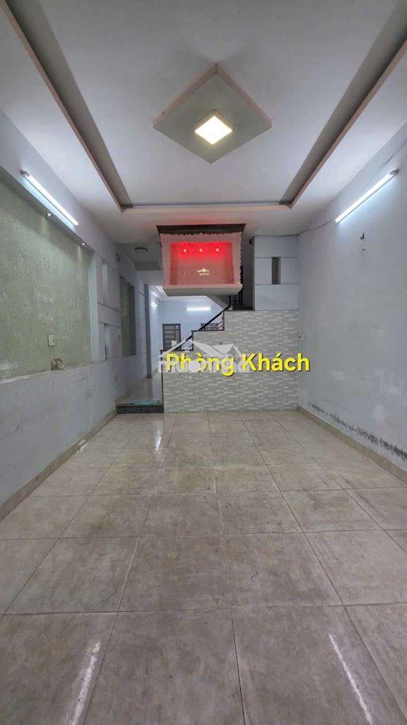 Nhà cho thuê tân hòa đông, bt (4pn 4wc) hẻm ba gác, nhà trống ở ngay