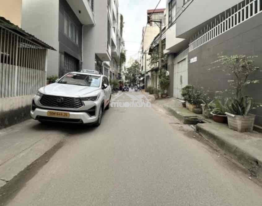 Nhỉnh 4tỷ hẻm xe hơi ngay sát cầu bông qua q1. nhà lô góc 2 mặt hẻm - 4