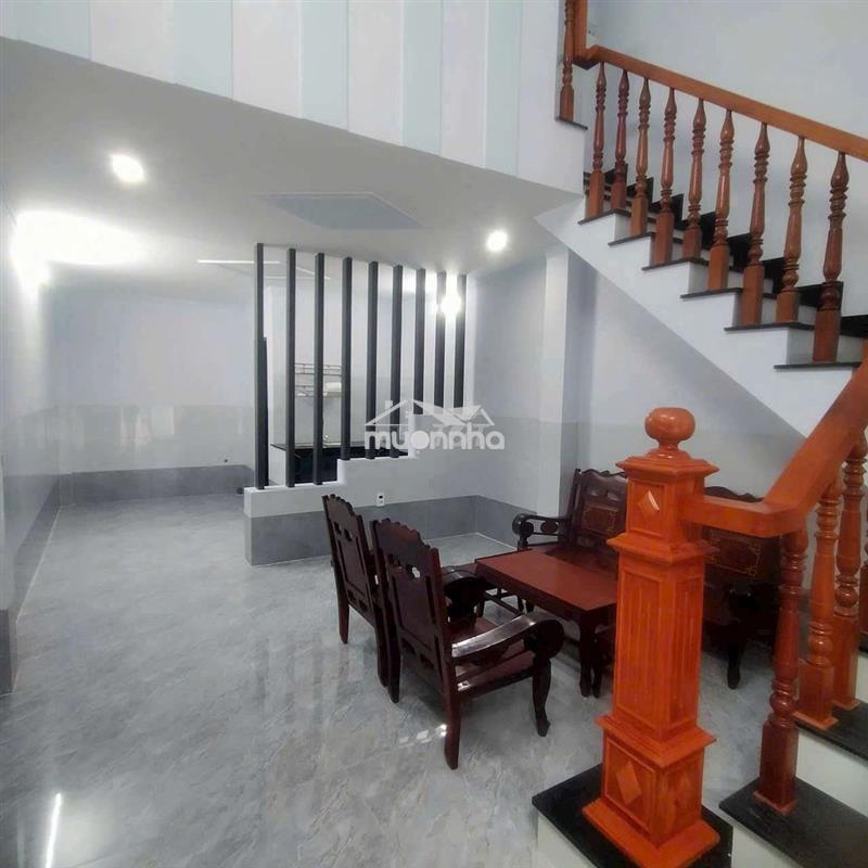 Nhà ngõ hẻm,32m2 , 3 phòng ngủ, đường lương văn nho, tân phong