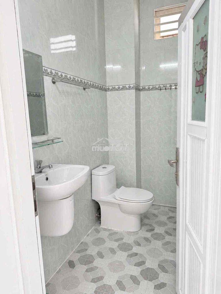 Cho thuê nhà 2 lầu - đường 27 , khu bên sông,  hiệp bình chánh , thủ đ - 4
