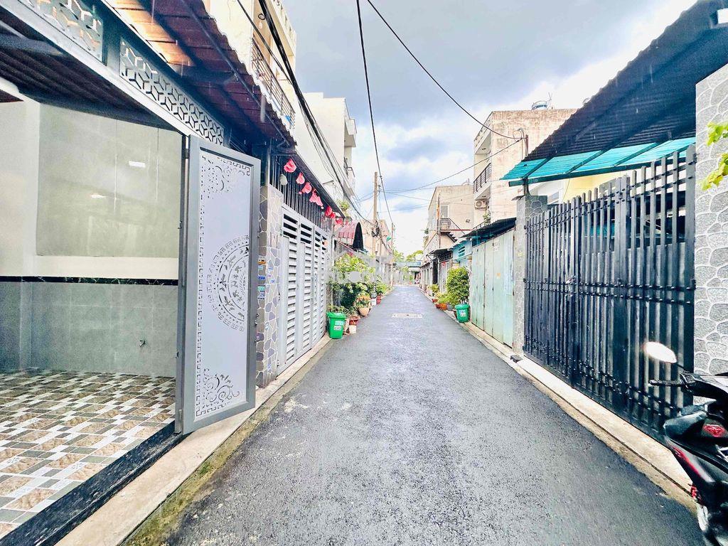Bán nhà 4.1m x 15m 2 tầng có sân để hơi trong nhà đường nguyễn thị búp - 2