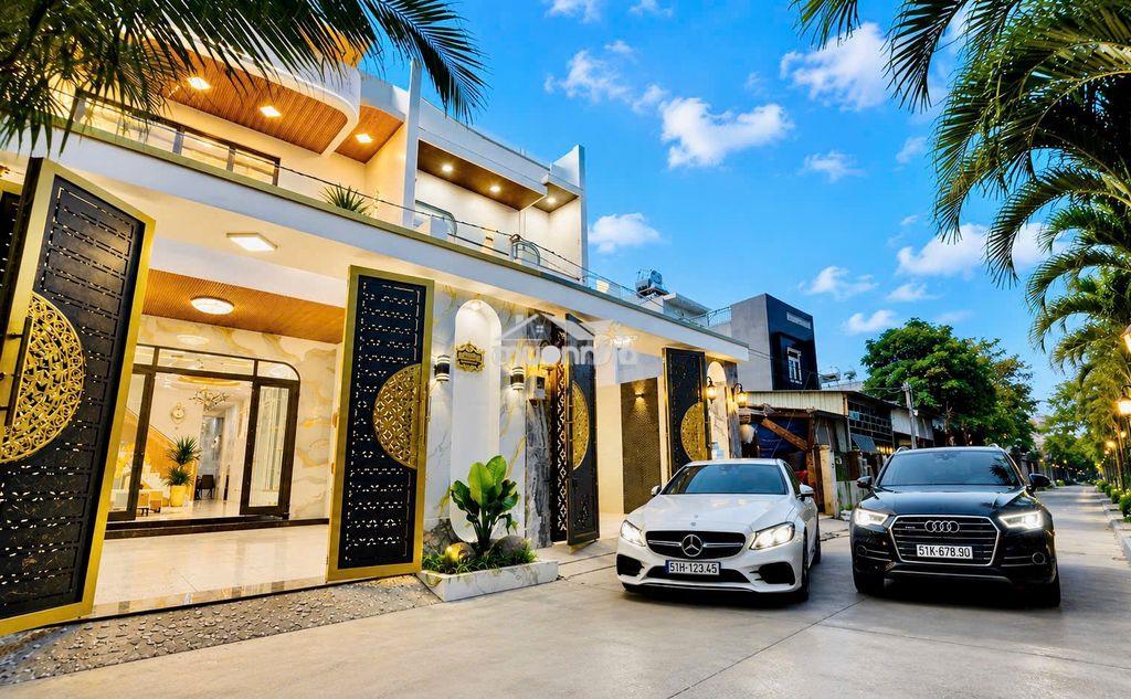 Gia đình kẹt tiền bán gấp căn nhà đẹp mới , tại bà điểm - 2