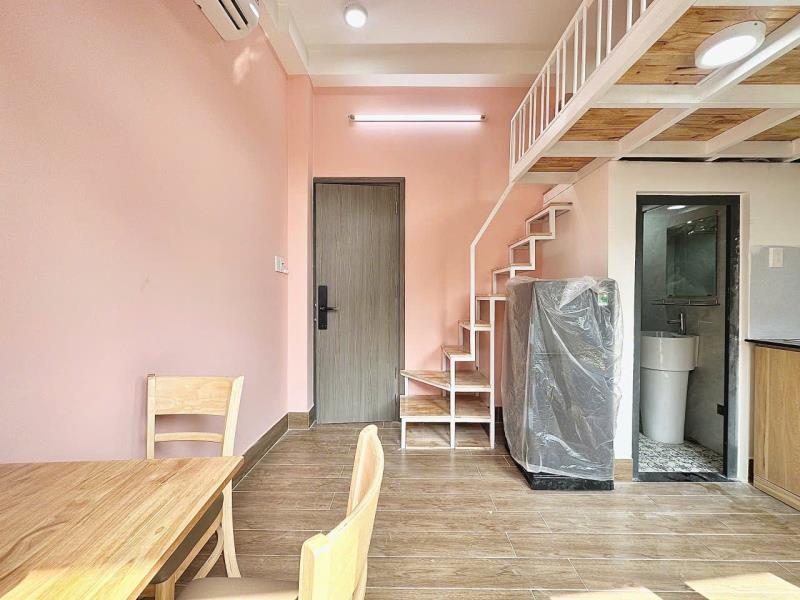 Cho thuê căn hộ ban công ngay trung tâm bình thạnh, gần đh văn lang, hutech, uef, gtvt,...  - 4