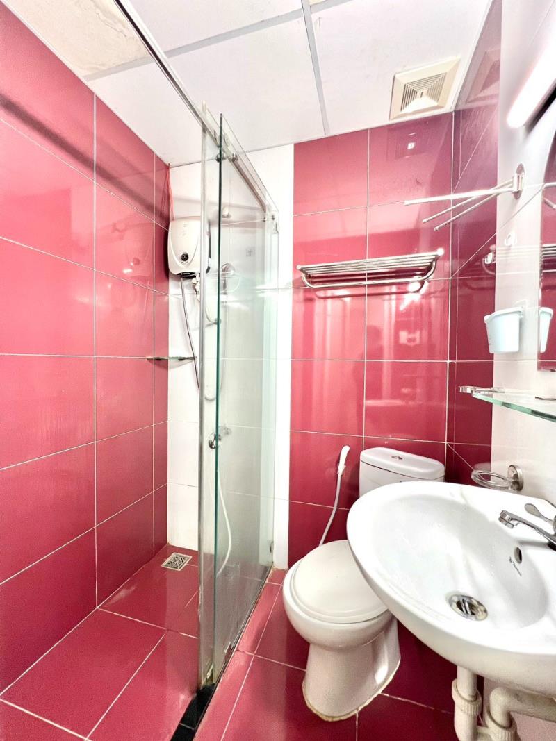 Căn hộ 50m2 2 phòng ngủ thang máy ngay cầu tham lương trường chinh - 4