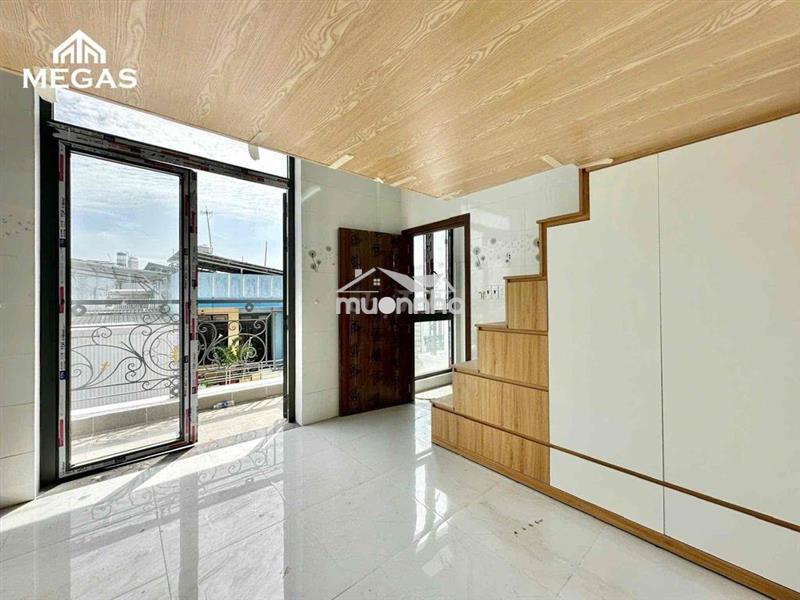 Phòng trọ có gác - giữ phòng đến 15/09 miễn phí - ngay văn lang