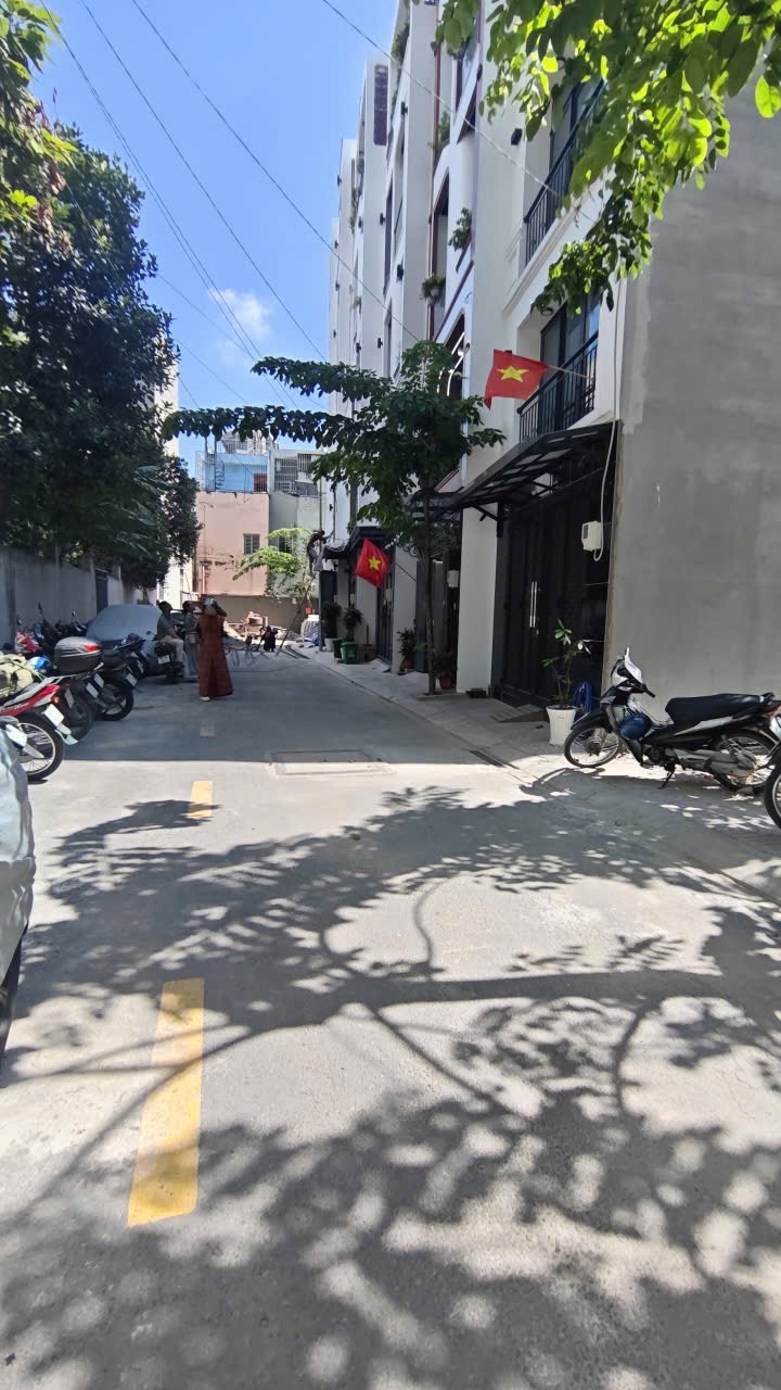 🔥  Nhà  mới siêu đẹp 5 tầng ngay nguyễn ảnh thủ