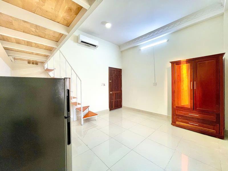 Gác lửng 30m2 cửa sổ trời thoáng full nội thất bùi đình túy gần ngã tư hàng xanh gần đh gtvt, hutech - 4