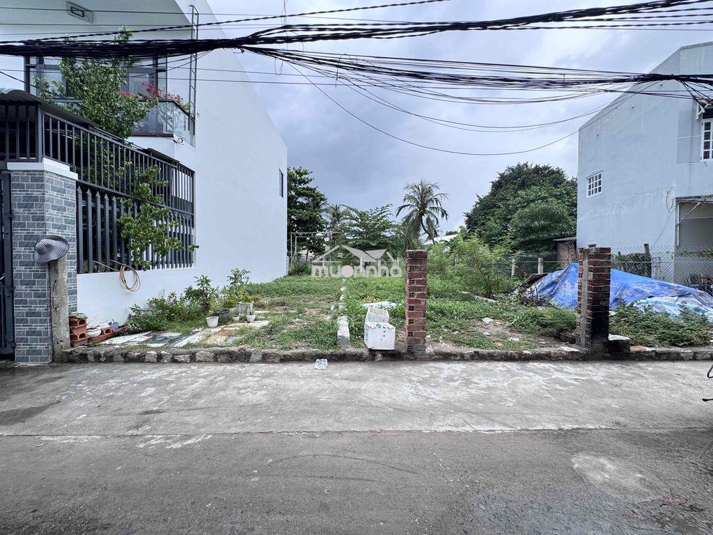Bán đất trung tâm nha trang gần chợ đầm, biển. dt: 67m2 - giá: 2tỷ600 - 3