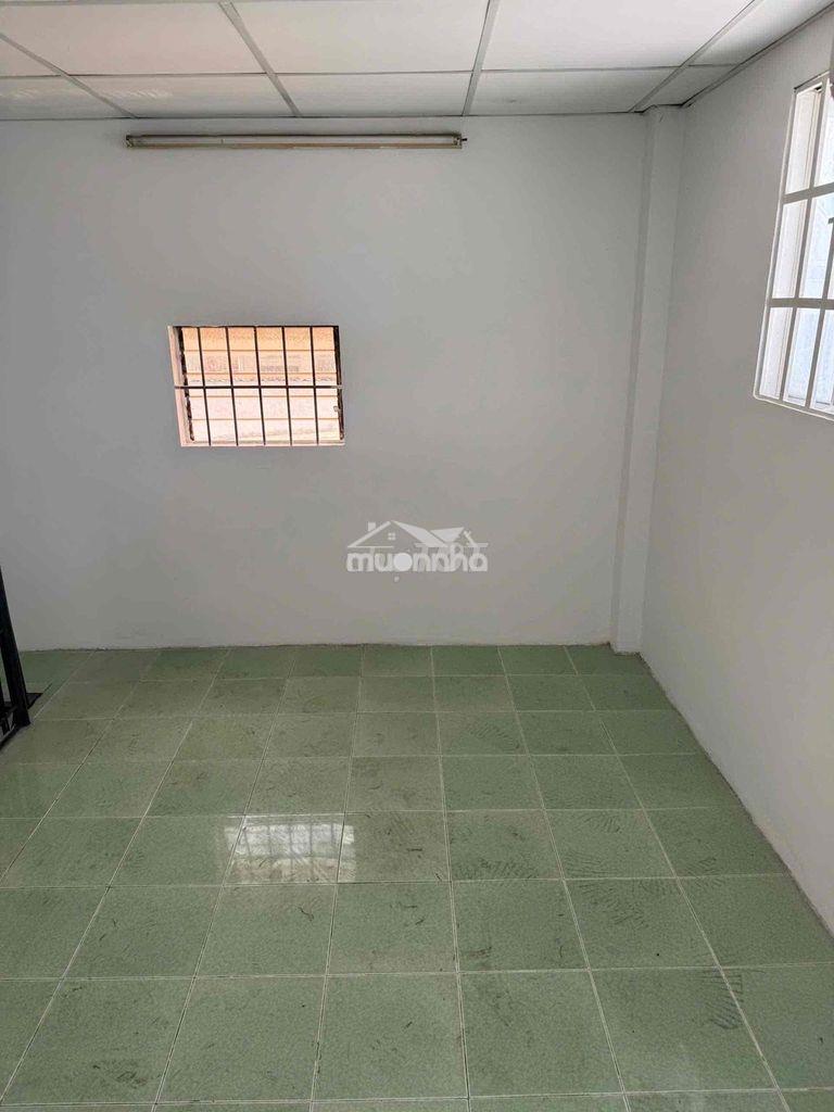 Cho thuê nhà nguyên căn – đường lạc long quân, quận 11 - giá 10tr/thán - 4