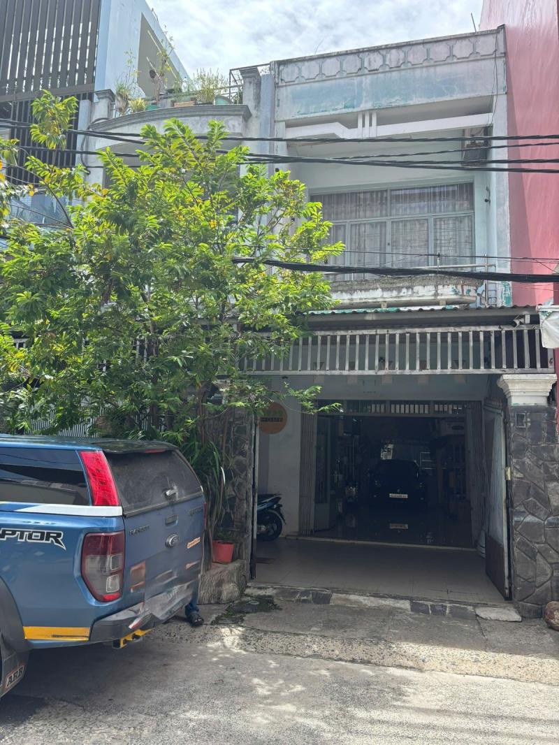 Gần đần sen – hẻm xe tải thông - hoà bình -tân phú- dt:4*20m- 11 tỷ 2 - 2