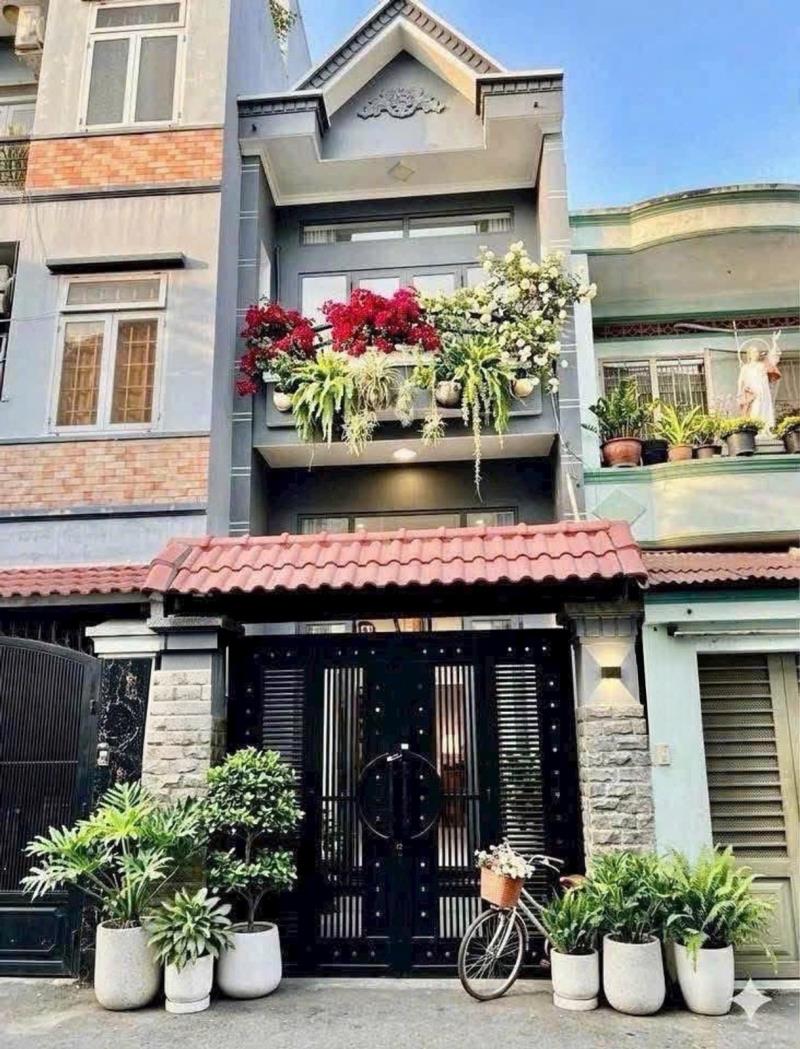 Bán nhà quang trung hẽm xe hơi thông 3 tầng