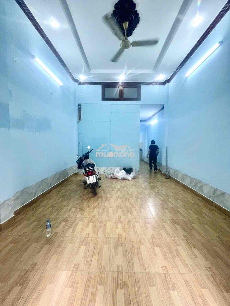 Cho thuê nhà hx hơi 4x14m đúc lửng 3pn 2wc 8.5tr tháng