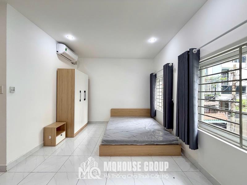 Studio cửa sổ lớn | full nội thất | - 4