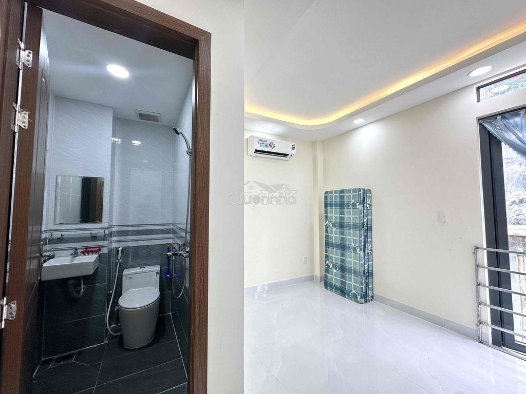 Phòng mới xây, ban công thoáng đầy đủ nội thất - Ảnh 4