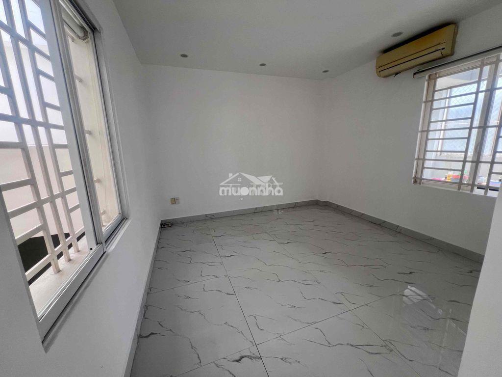 Cho thuê nguyên lầu có ban công – nhà  mặt tiền - 3