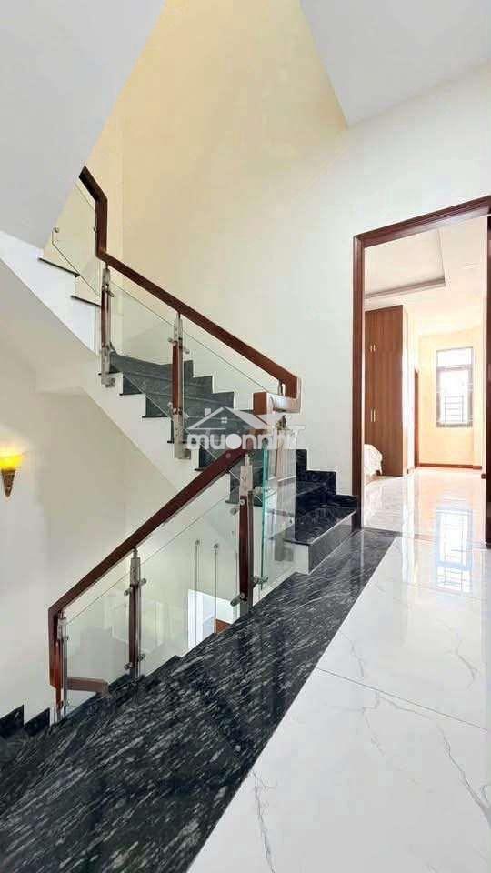 Cho thuê nhà mặt tiền kdc hoàng hùng - 3