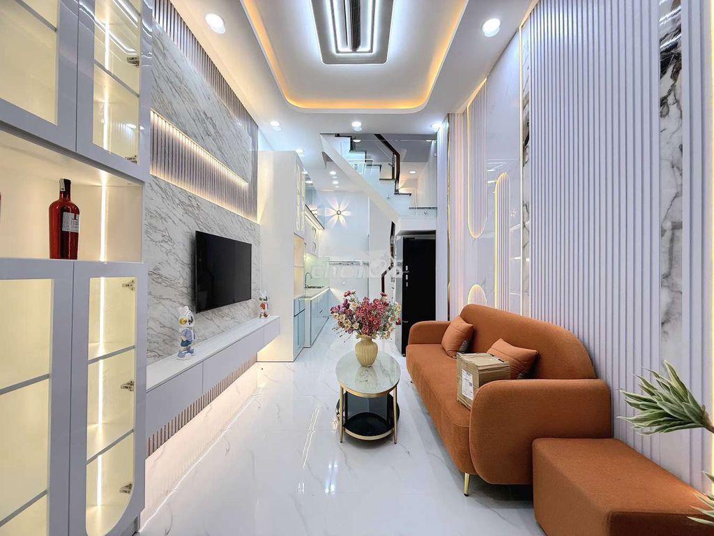 Nhà sổ chung 2 lầu 3pn quận 7 2.25 tỷ - 2