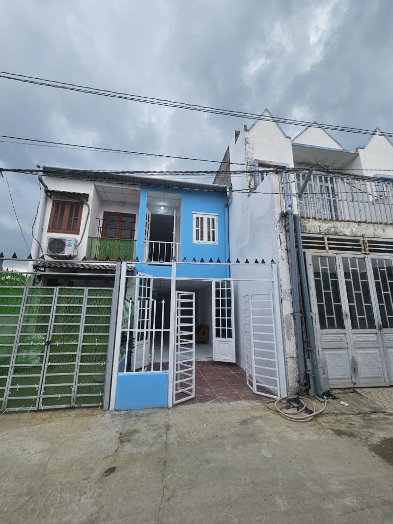 Bán nhà dài gần đường tỉnh lộ 9 - giá 425 triệu