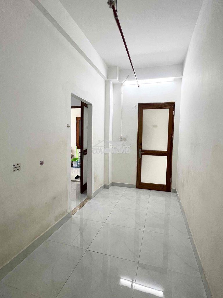 Phòng rộng rãi sạch đẹp gần trường ftp, gtvt, tài chính , bưu chính - Ảnh 4