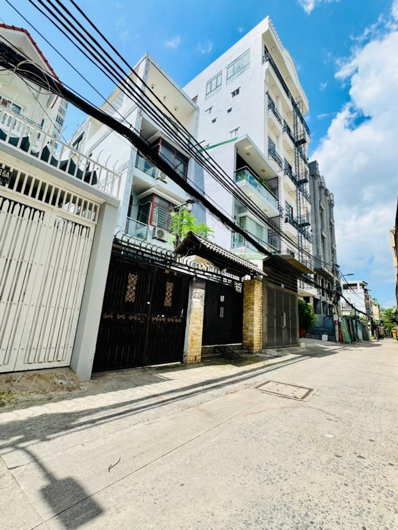 Trung tâm q.8 – âu dương lân – 4 tầng – dt: 4.2*24.5m – 13 tỷ 8