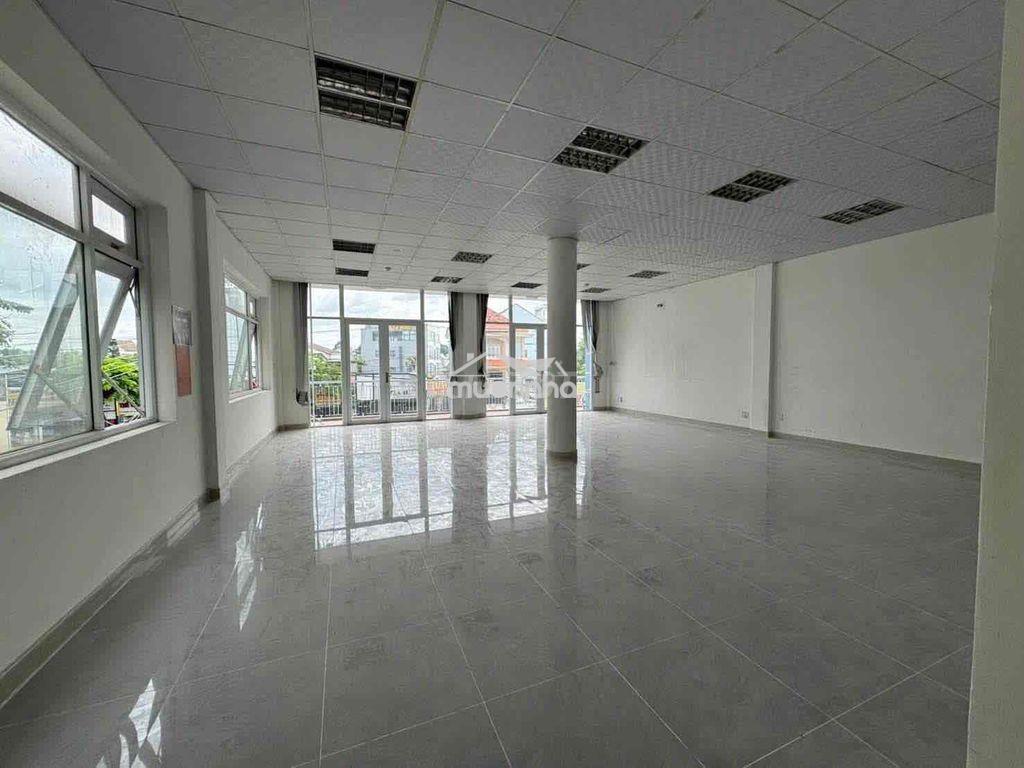 Cho thuê nhà mặt tiền phú lợi, thủ dầu một  - diện tích: 9x20 - thiết - 4