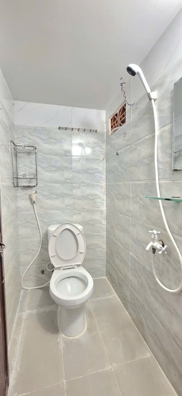 Phòng mới 95% còn trống - tại tân phú - 4