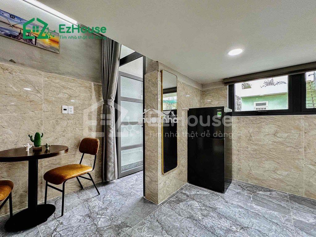 Căn hộ dạng duplex full nội thất có ban công gần vòng xoay lê đại hành - 3